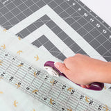 Folding Cutting Mat, Fiskars - Large 24" x 36"